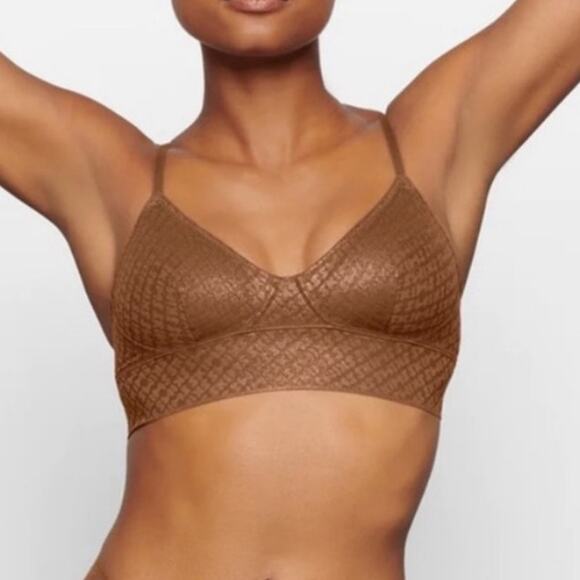 SKIMS LOGO MESH TRIANGLE Bralette Nude size XS - Picture 1 of 8